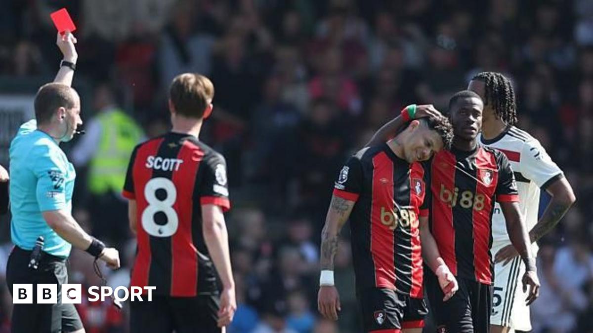 Bournemouth: Evanilson red card overturned after appeal